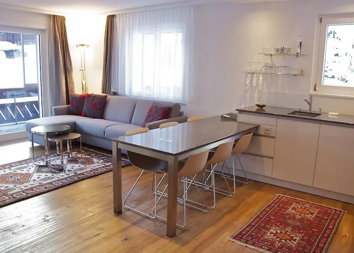 公寓 Alpenhof 萨斯费